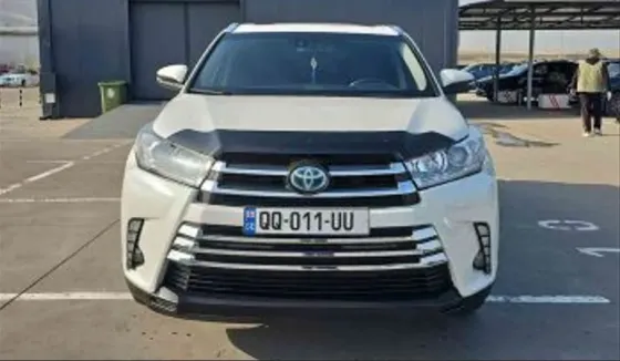 Toyota Highlander 2016 თბილისი