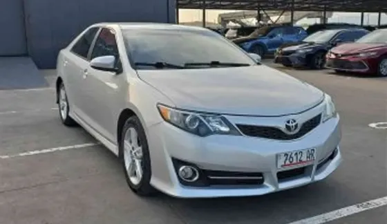 Toyota Camry 2014 თბილისი