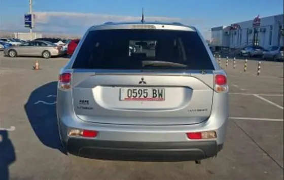 Mitsubishi Outlander 2014 თბილისი