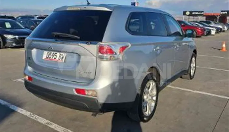 Mitsubishi Outlander 2014 Тбилиси - изображение 6
