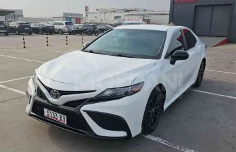 Toyota Camry 2.5L 2020 Тбилиси - изображение 2