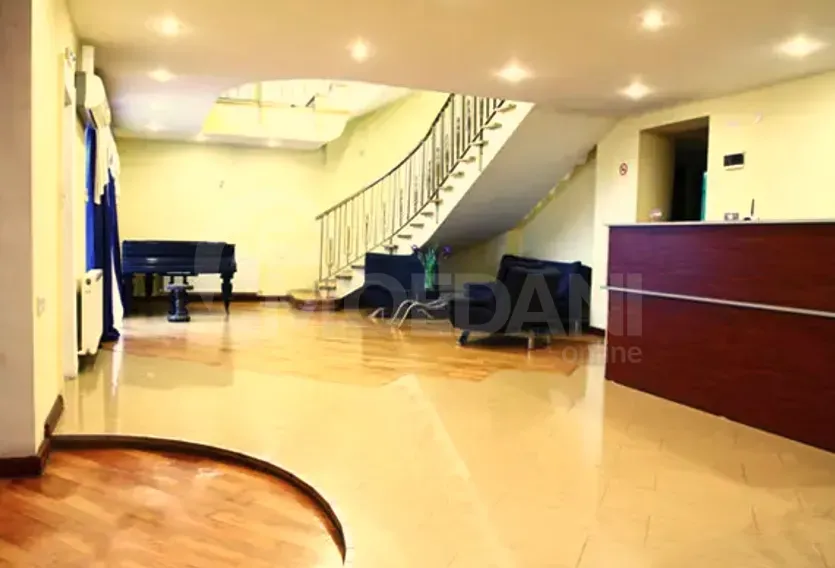 Сдается посуточно House 1400м² Tbilisi - photo 1