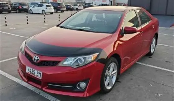 Toyota Camry 2014 თბილისი