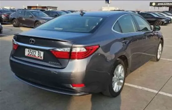 Lexus ES 2014 Тбилиси