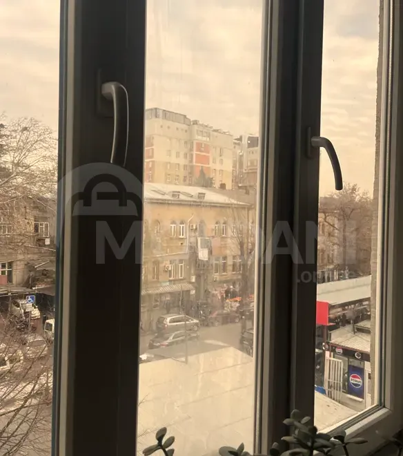 იყიდება 5 ოთახიანი ბინას 130მ² 4/4 სართ თბილისი - photo 9