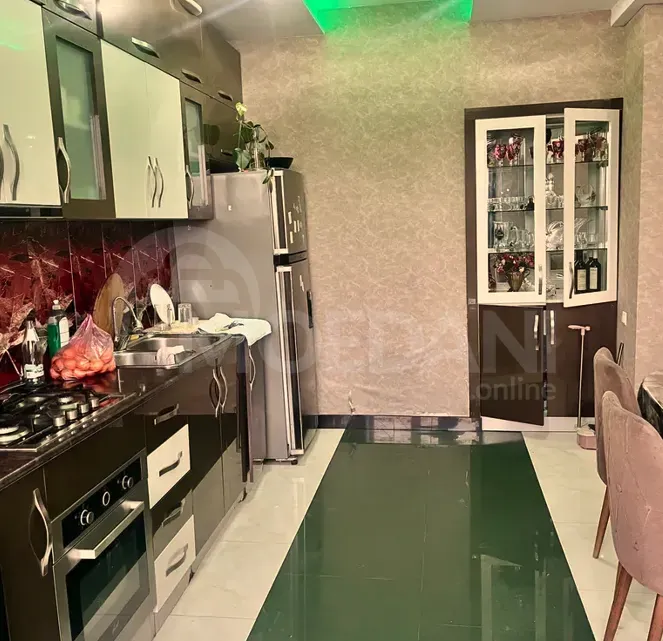 იყიდება 5 ოთახიანი ბინას 130მ² 4/4 სართ თბილისი - photo 4