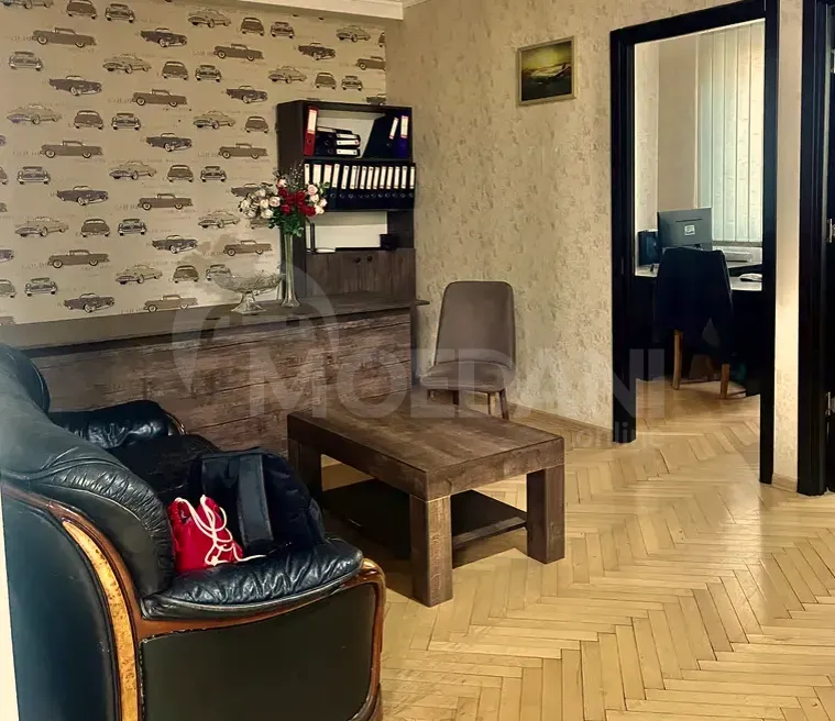 იყიდება 5 ოთახიანი ბინას 130მ² 4/4 სართ თბილისი - photo 10