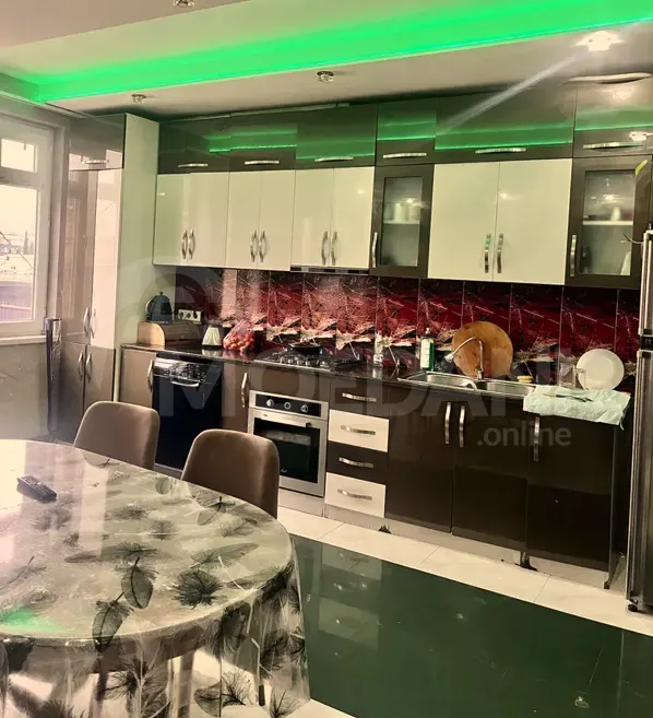 იყიდება 5 ოთახიანი ბინას 130მ² 4/4 სართ თბილისი - photo 7