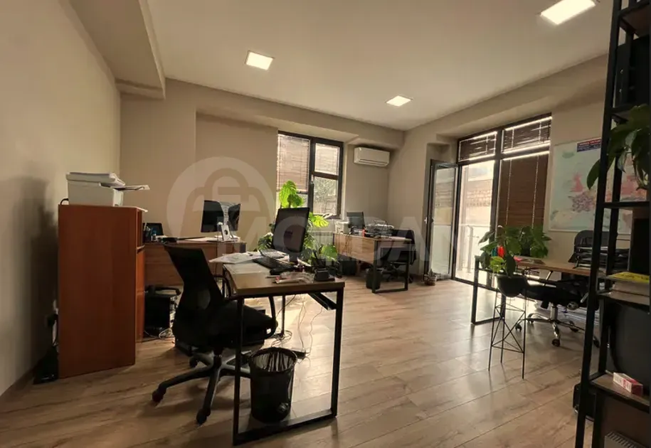 Сдается в аренду торгово-офисное помещение. Тбилиси - изображение 7