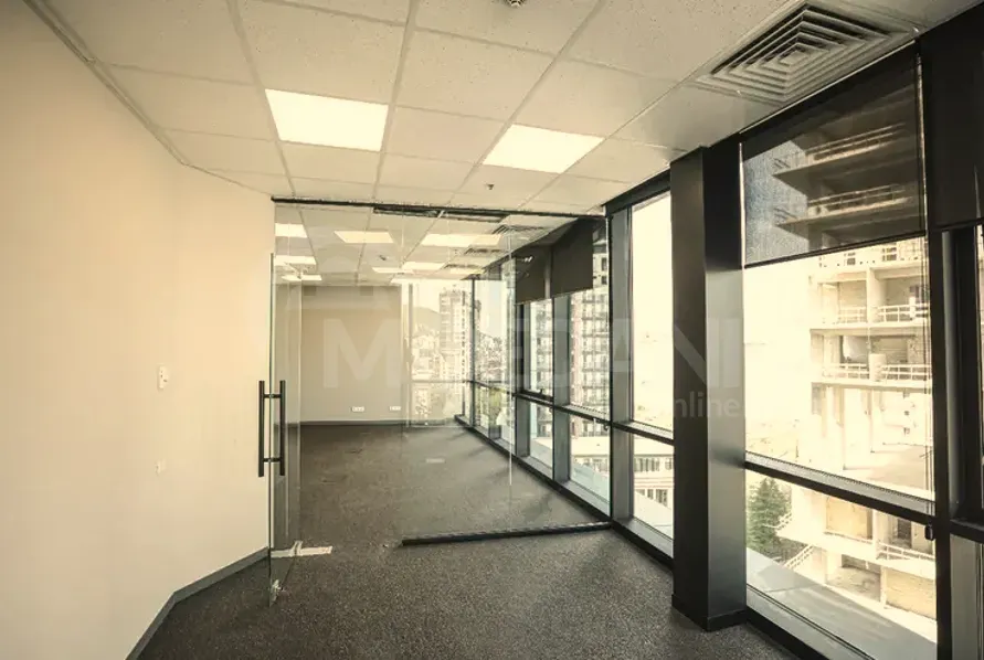 Сдается в аренду торгово-офисное помещение Тбилиси - изображение 3