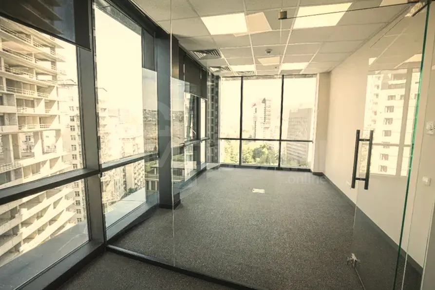 Сдается в аренду торгово-офисное помещение Тбилиси - изображение 4