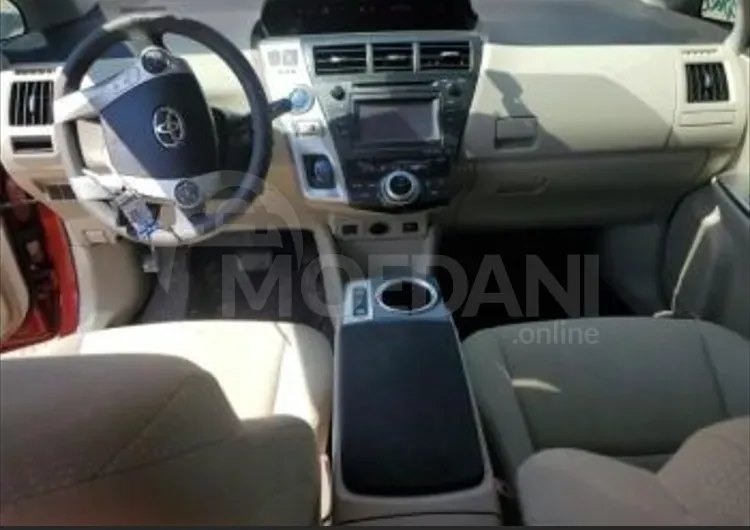 Toyota Prius 1.8L 2014 Тбилиси - изображение 3