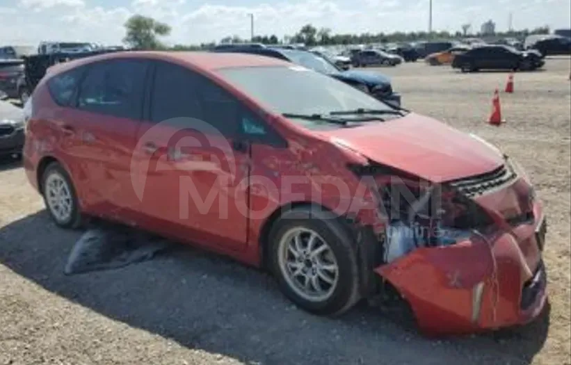 Toyota Prius 1.8L 2014 Тбилиси - изображение 6
