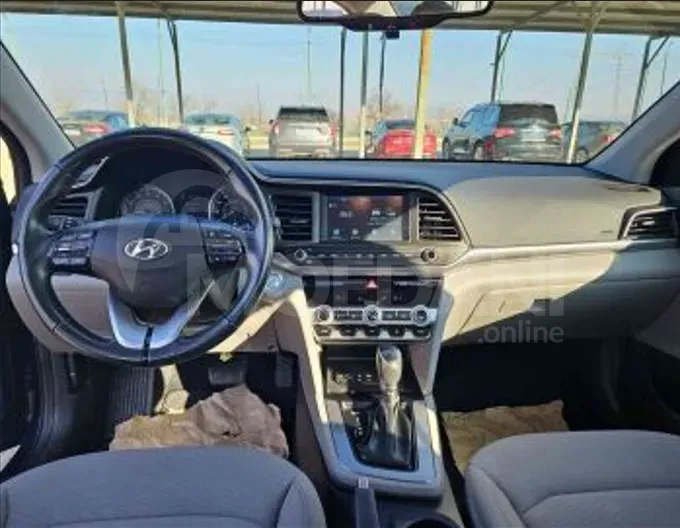 Hyundai Elantra 2019 Tbilisi - photo 7