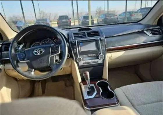 Toyota Camry 2014 თბილისი