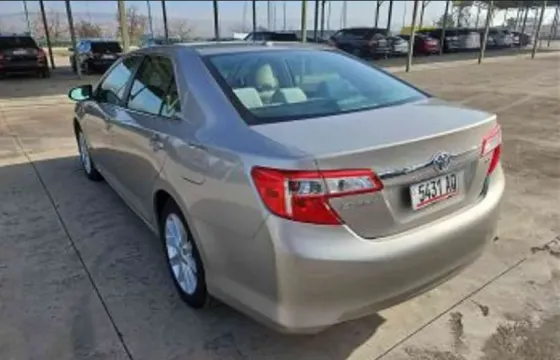 Toyota Camry 2014 თბილისი