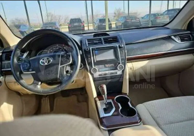 Toyota Camry 2.5L 2014 Тбилиси - изображение 4