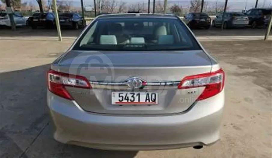 Toyota Camry 2.5L 2014 Тбилиси - изображение 7