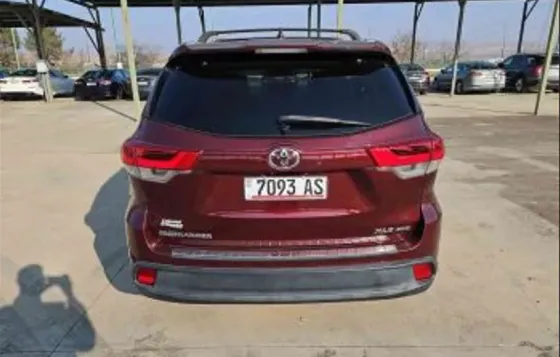 Toyota Highlander 2018 თბილისი