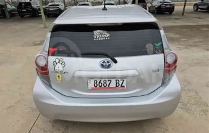 Toyota Prius C 2014 თბილისი - photo 3