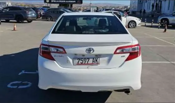 Toyota Camry 2014 თბილისი