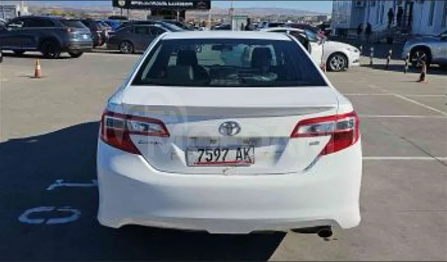 Toyota Camry 2.5L 2014 Тбилиси - изображение 5