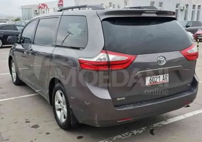 Toyota Sienna 2016 Тбилиси - изображение 4