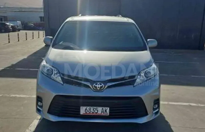 Toyota Sienna 3.5L 2017 თბილისი - photo 1