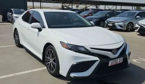 Toyota Camry 2023 თბილისი