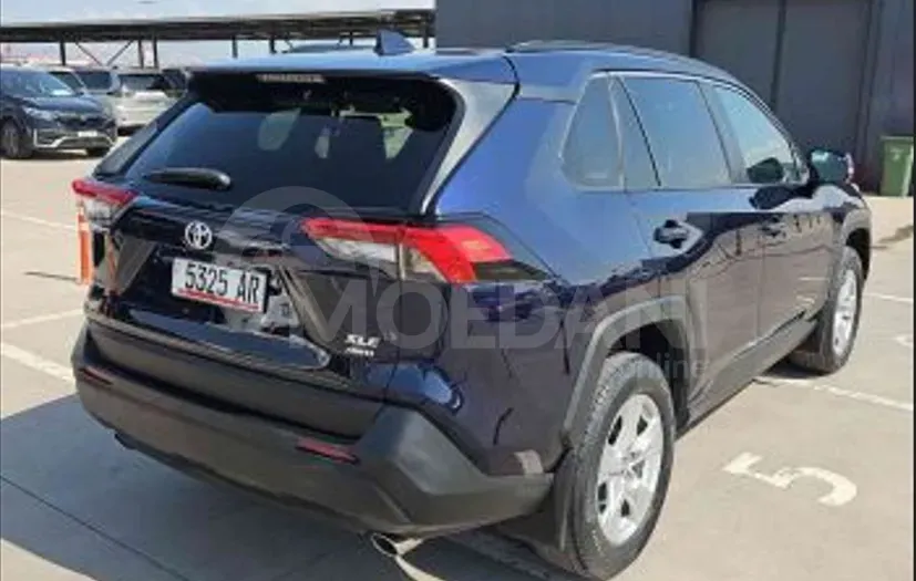 Toyota RAV4 2.5L 2020 Тбилиси - изображение 4