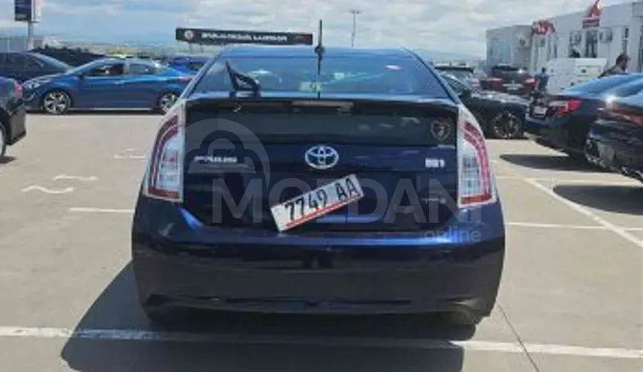 Toyota Prius 1.8L 2014 Тбилиси - изображение 6