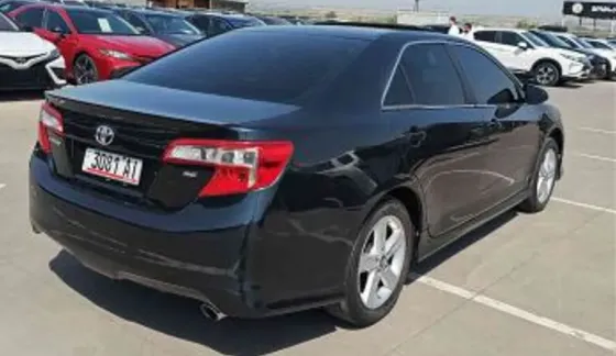 Toyota Camry 2014 Тбилиси