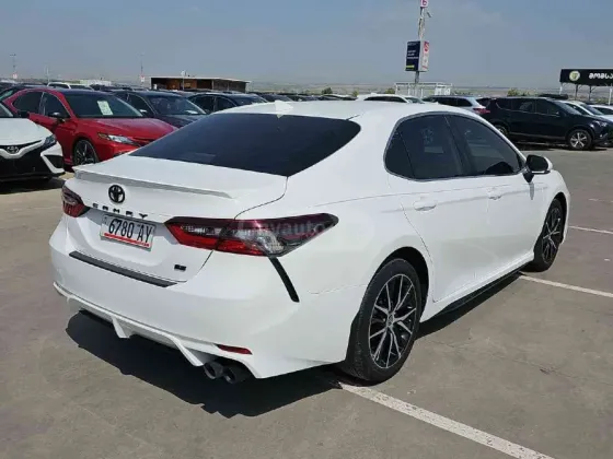 Toyota Camry 2023 Тбилиси