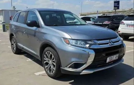 Mitsubishi Outlander 2016 Tbilisi