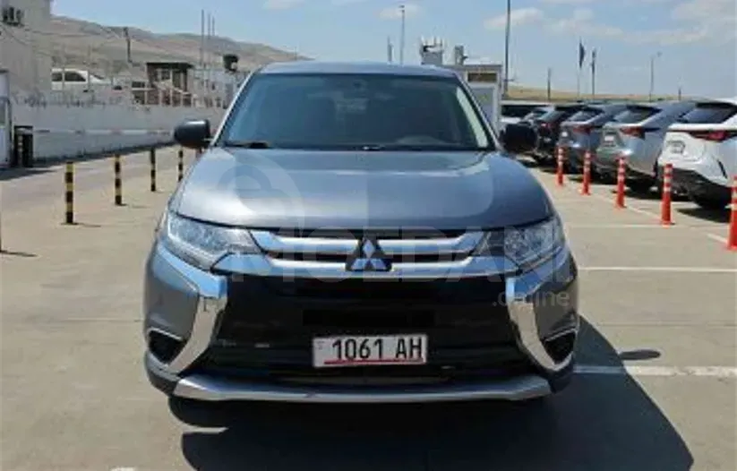 Mitsubishi Outlander 2016 Тбилиси - изображение 2