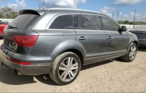 Audi Q7 2015 თბილისი