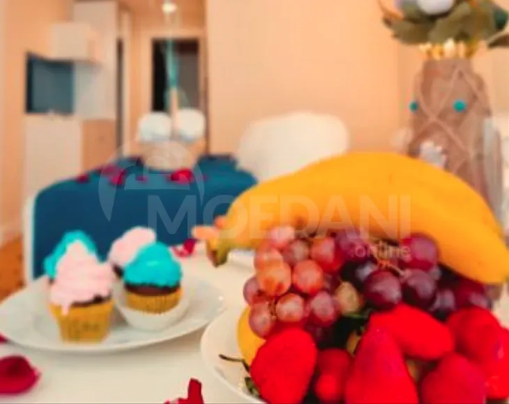 Сдам 1-комн. квартиру на сутки в Батуми  35м² 24/26 эт. Батуми - изображение 2