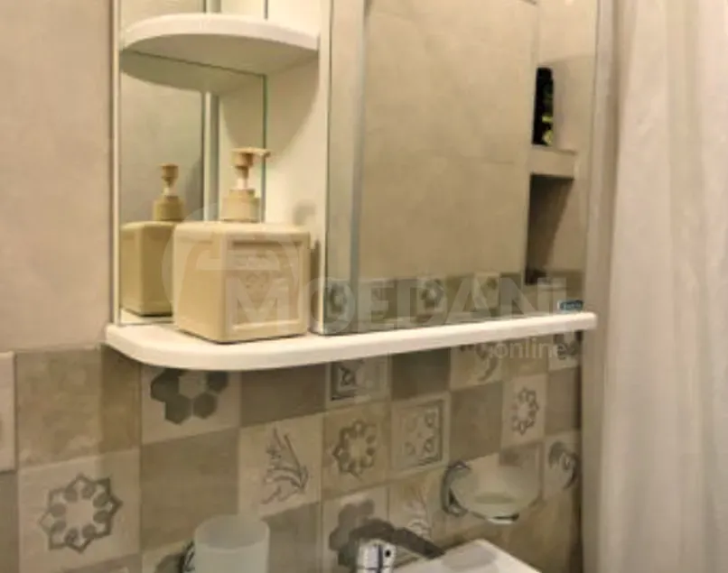 Сдам 2-комн. квартиру на сутки в Тбилиси  40м² 15/17 эт. Тбилиси - изображение 11