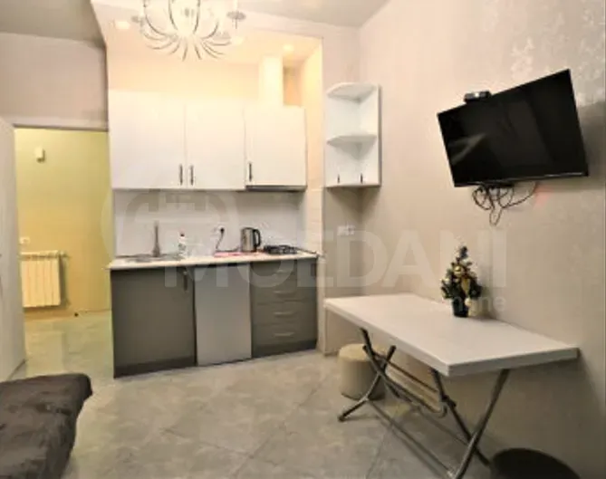 Сдам 2-комн. квартиру на сутки в Тбилиси  40м² 15/17 эт. Тбилиси - изображение 5