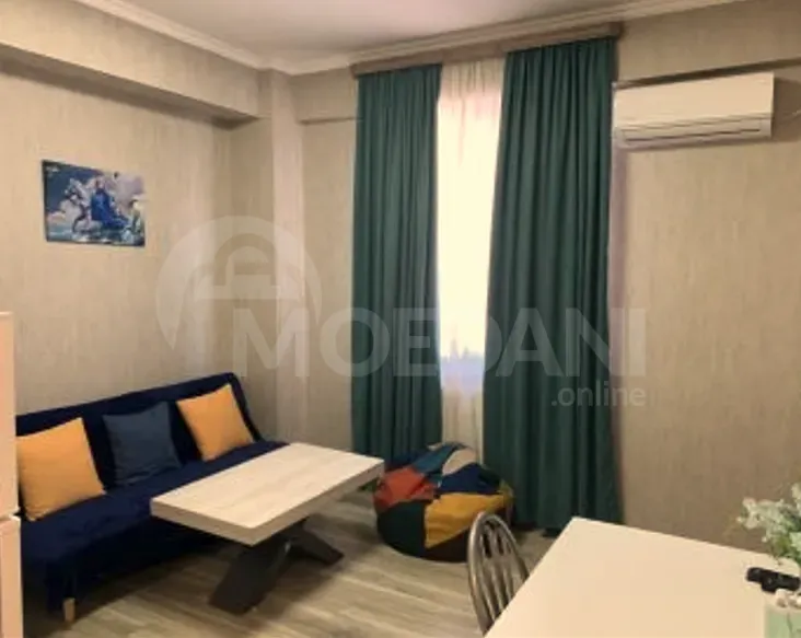 Сдам 2-комн. квартиру на сутки в Тбилиси  40м² 4/17 эт. Тбилиси - изображение 1