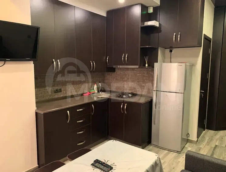 Сдам 3-комн. квартиру на сутки в Тбилиси  50м² 7/17 эт. Тбилиси - изображение 7