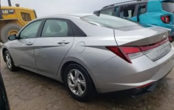 Hyundai Elantra 2021 თბილისი