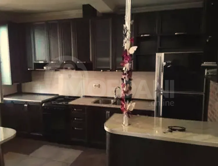 Сдам 4-комн. квартиру 90м² 5/6 эт. Тбилиси - изображение 3