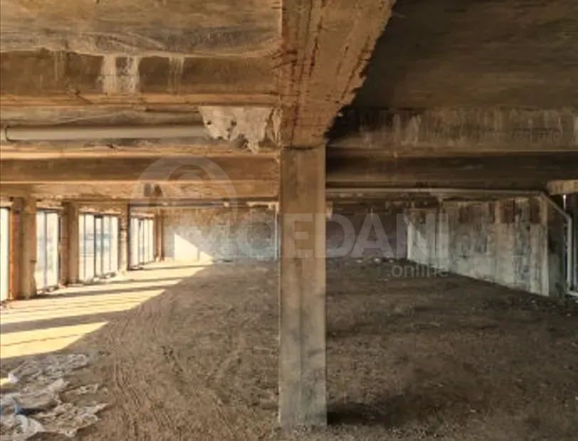 Იყიდება უნივერსალური კომერციული ფართი ბაკურიანში ბორჯომი - photo 3