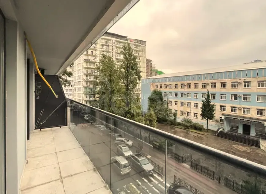 იყიდება 3 ოთახიანი ბინას 56.3მ² 3/20 სართ ბათუმი - photo 1