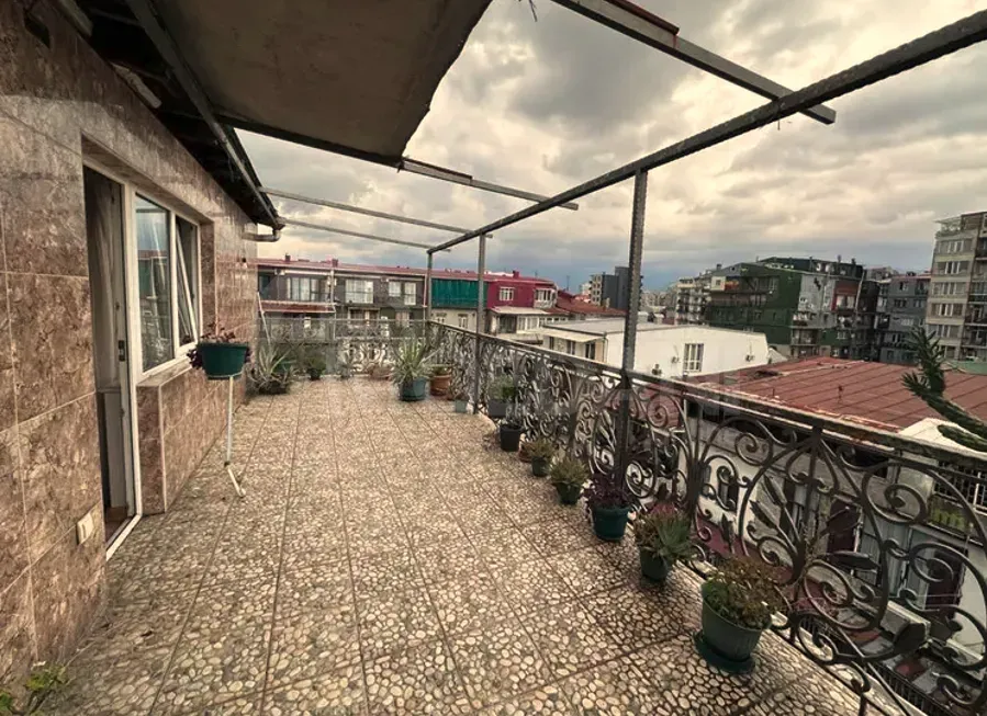 იყიდება 5 ოთახიანი ბინას 320მ² 4/5 სართ ბათუმი - photo 9