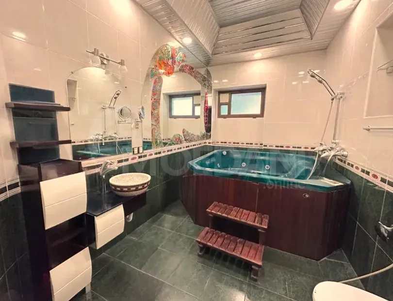 იყიდება 5 ოთახიანი ბინას 320მ² 4/5 სართ ბათუმი - photo 3