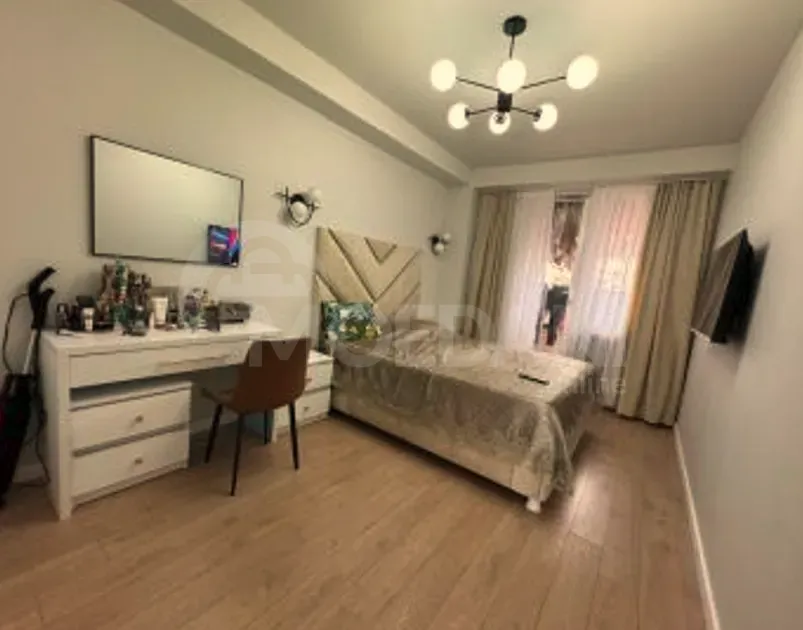 იყიდება 4 ოთახიანი ბინას 81მ² 8/17 სართ ბათუმი - photo 5