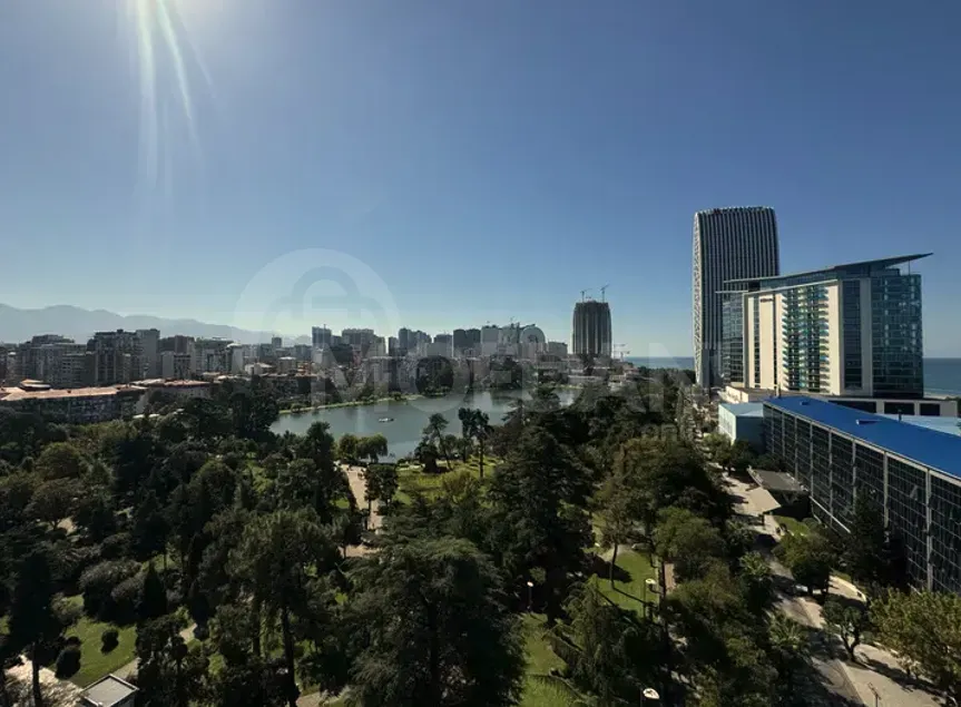 Продам 3-комн. квартиру 360м² 10/11 эт. Батуми - изображение 7