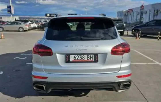 Porsche Cayenne 2017 თბილისი